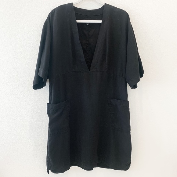 Ética Luz V-Neck Shift Dress - Picture 2 of 6